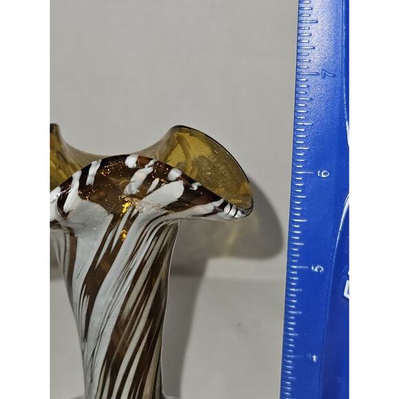 Hand Blown Glass Gold Amber And White Vase 6" Tall 4" Wide - Picture 5 of 6